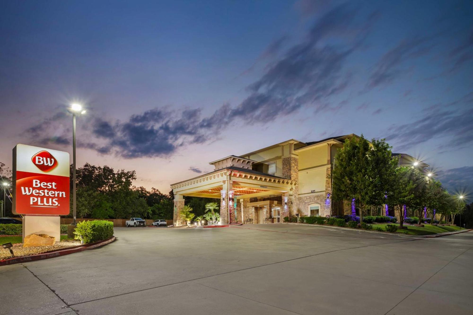 Best Western Plus Goliad Inn & Suites Eksteriør bilde